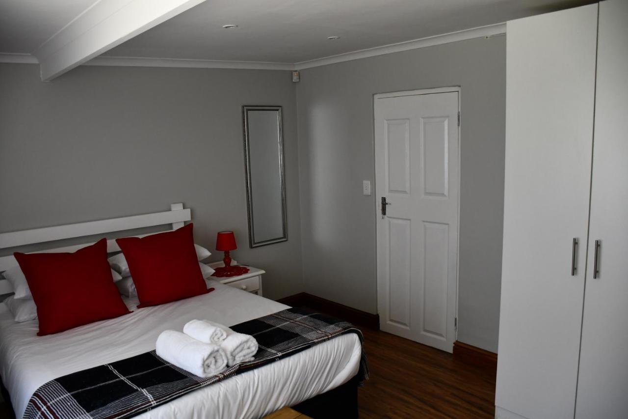 Friendz Guesthouse Knysna Rum bild
