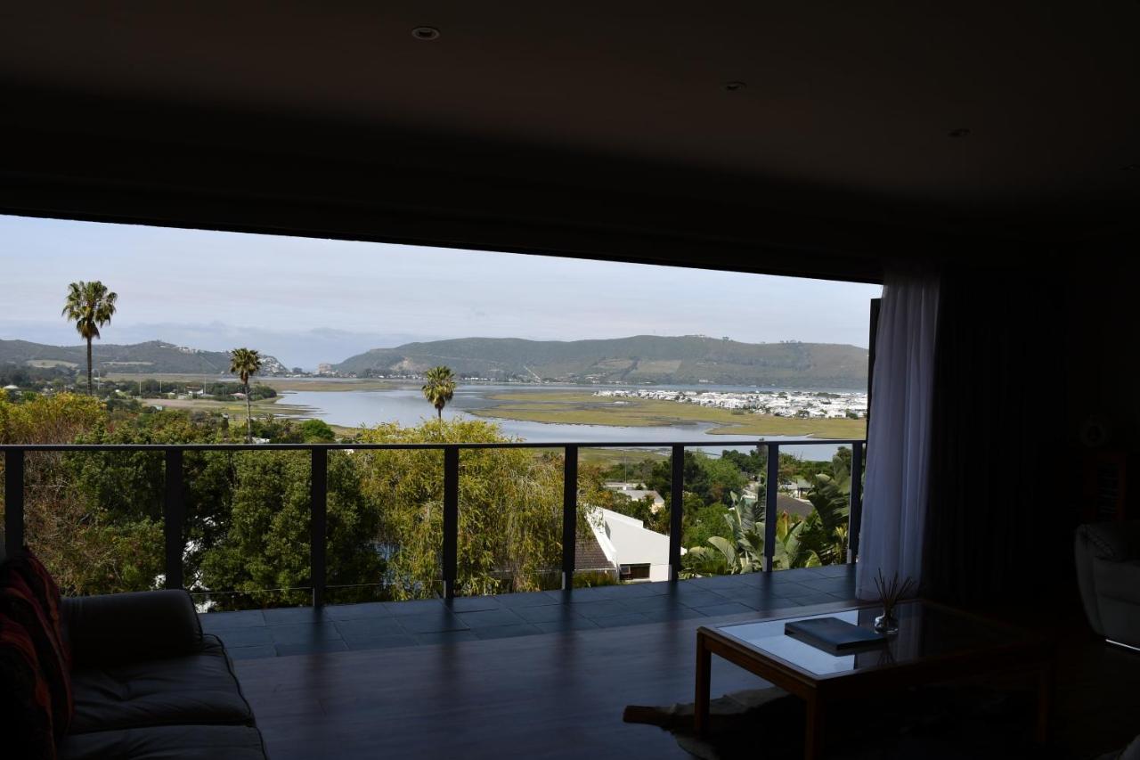 Friendz Guesthouse Knysna Exteriör bild