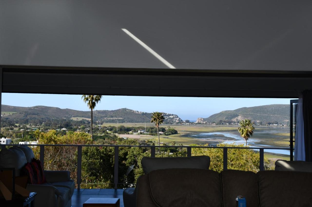 Friendz Guesthouse Knysna Exteriör bild