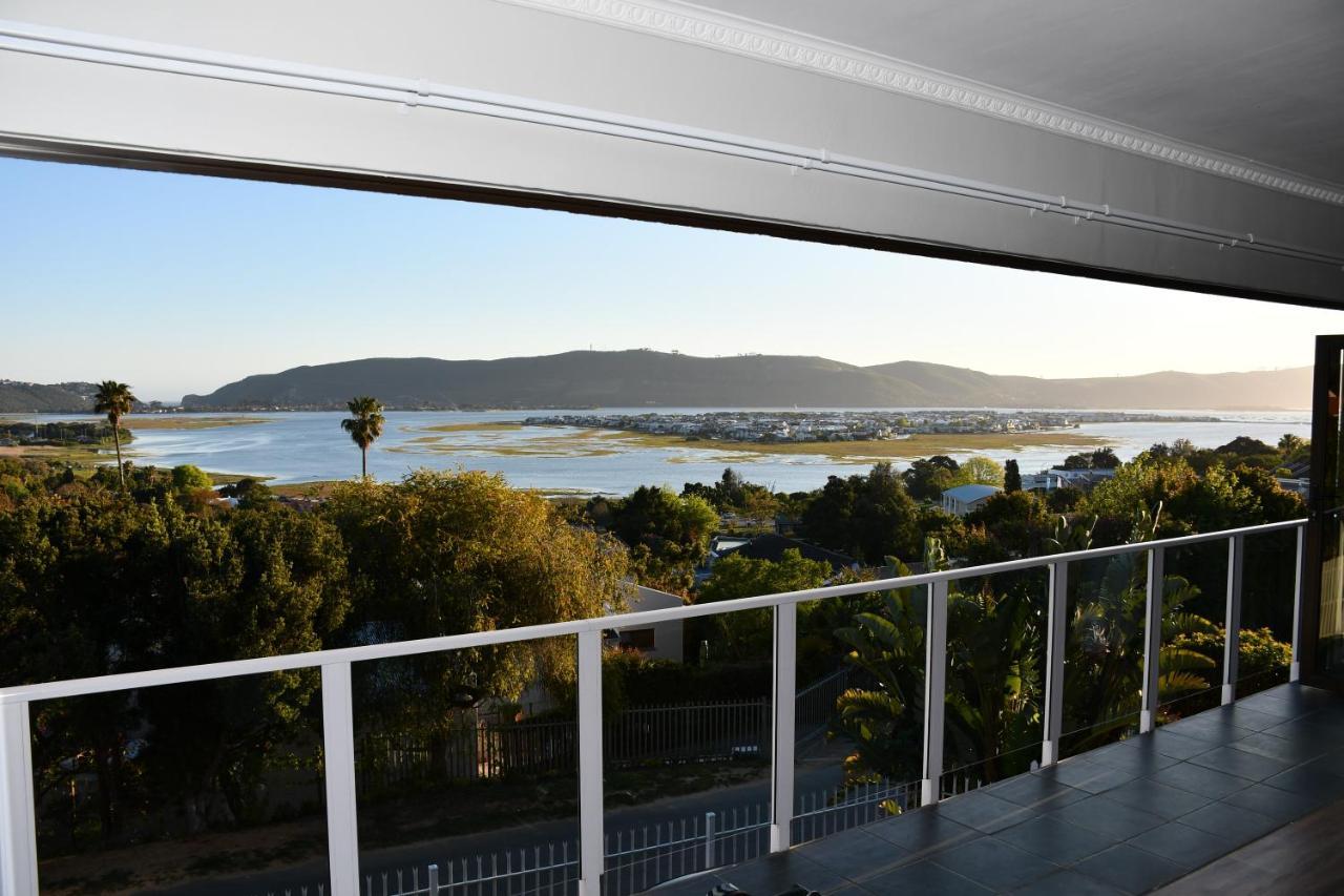 Friendz Guesthouse Knysna Exteriör bild