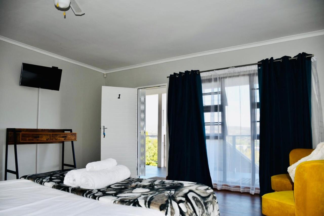 Friendz Guesthouse Knysna Exteriör bild
