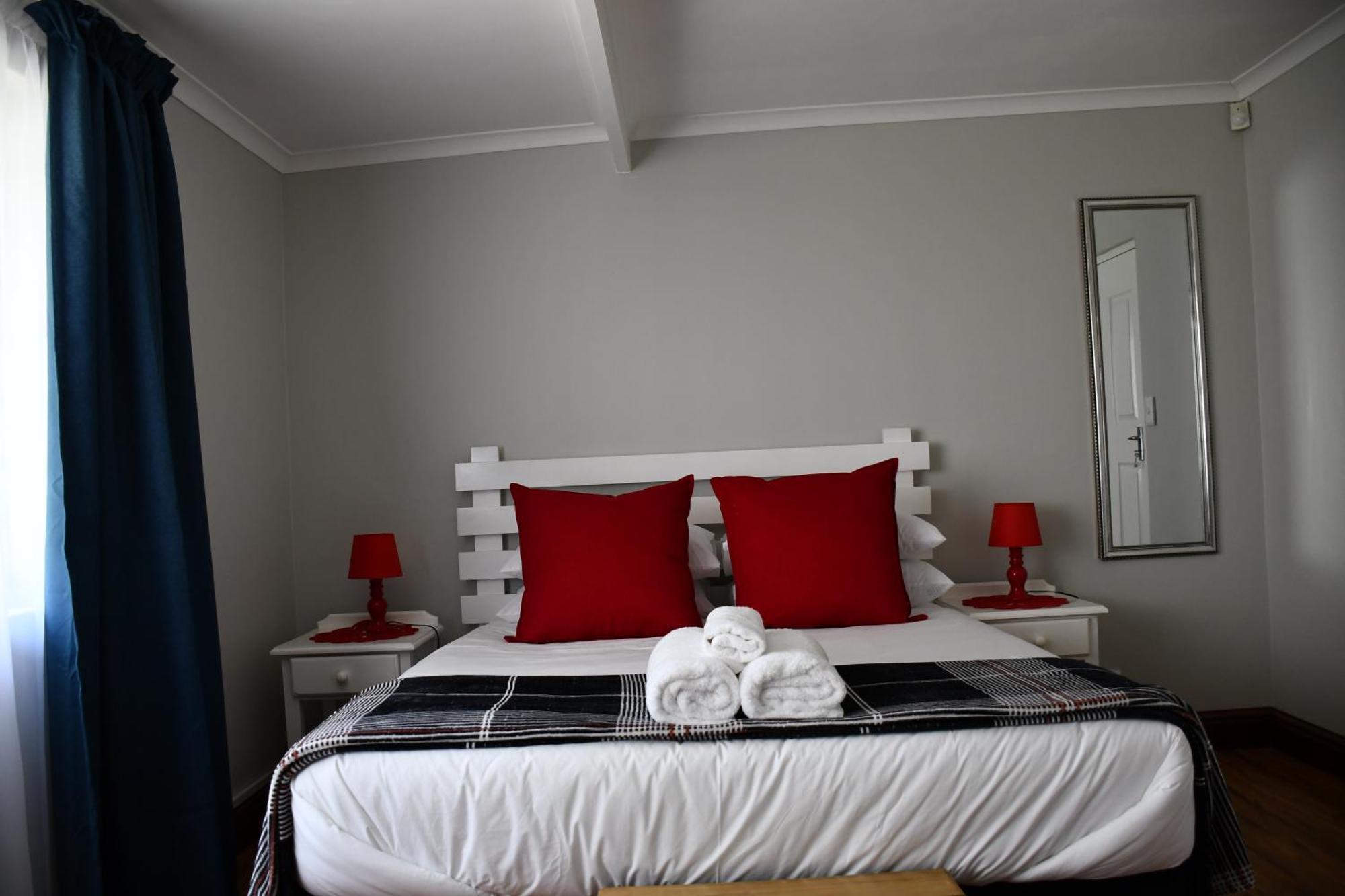 Friendz Guesthouse Knysna Rum bild